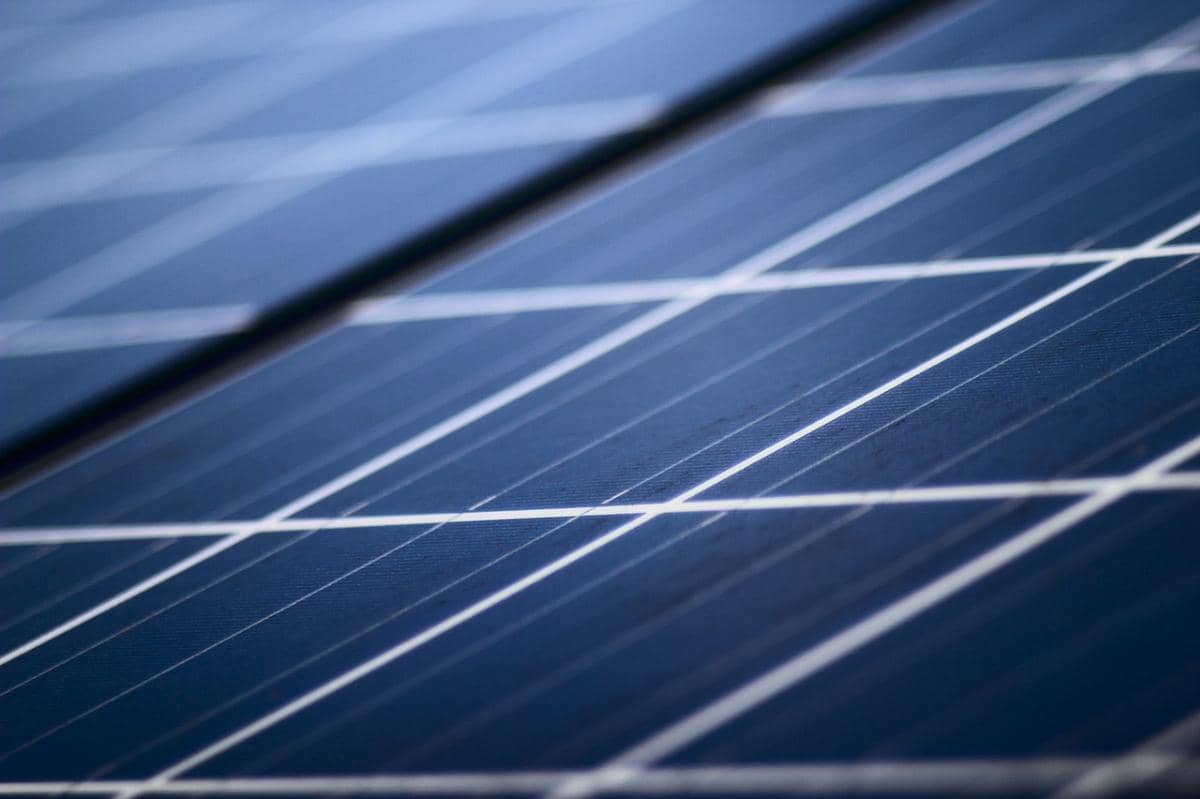 Pannelli Fotovoltaici Rossi: la soluzione per l’energia pulita anche nelle situazioni più complesse
